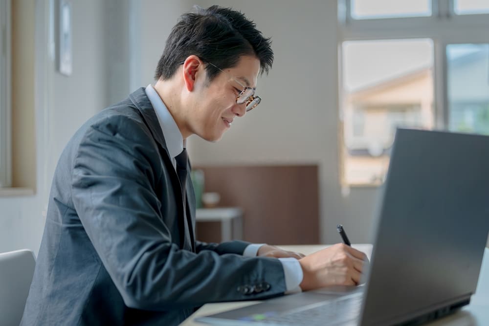 自営業とは？個人事業主との違いや始め方からおすすめの職業まで解説